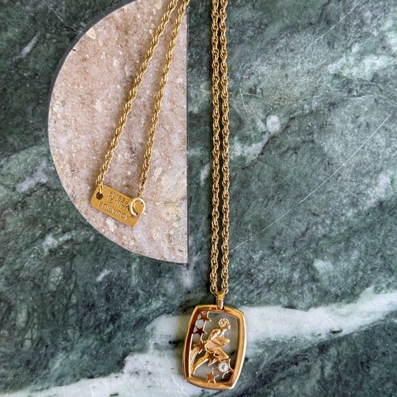 Vintage Pierre Cardin Zodiac Aquarius Pendant Necklace, Gold tone w/ Diamond - Picture 7 of 8